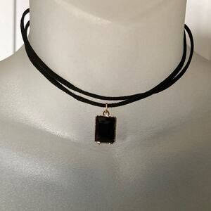 choker necklace